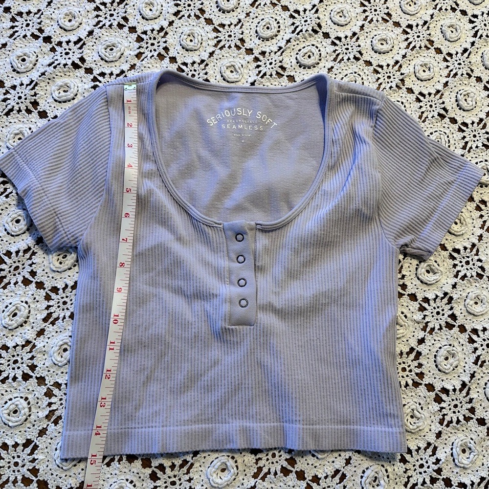 Women’s Aeropostale Seriously Soft Seamless Size Medium Shirt